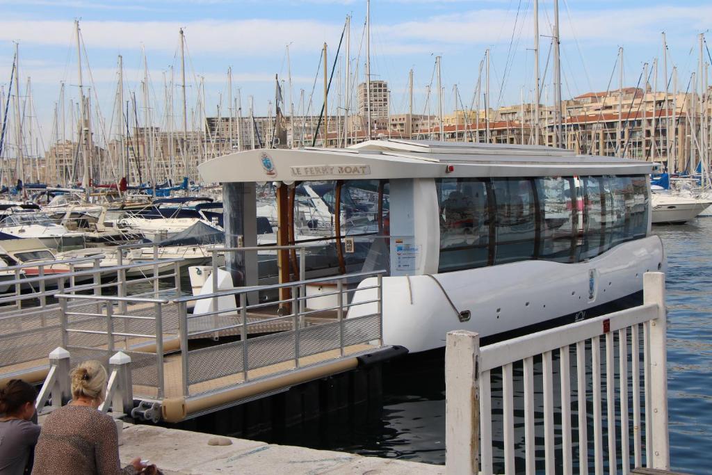 Escapade Vieux-Port Apartment Marseille Bagian luar foto